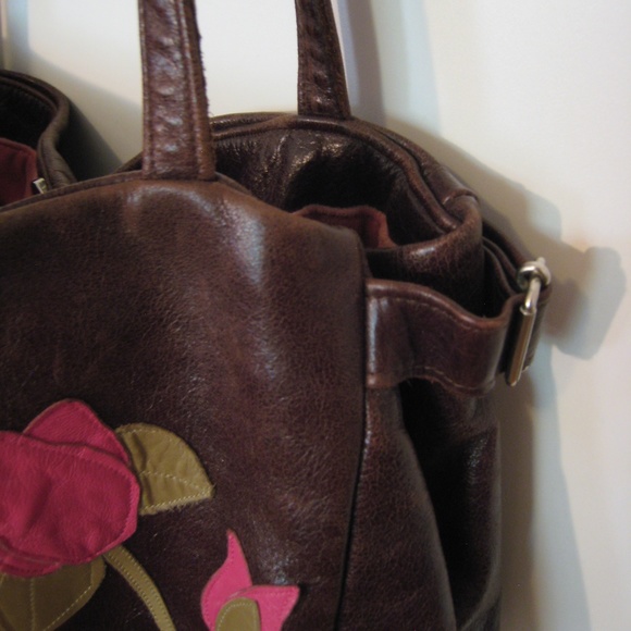 COPY - Magenta Rose Garden On Dark Brown Leather Bag - Picture 3 of 7